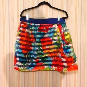 Attention skirt new size large